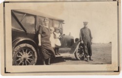 Rasmus, Anna, Marie, and Myrtle Domsten in their new Overland car (about 1927)